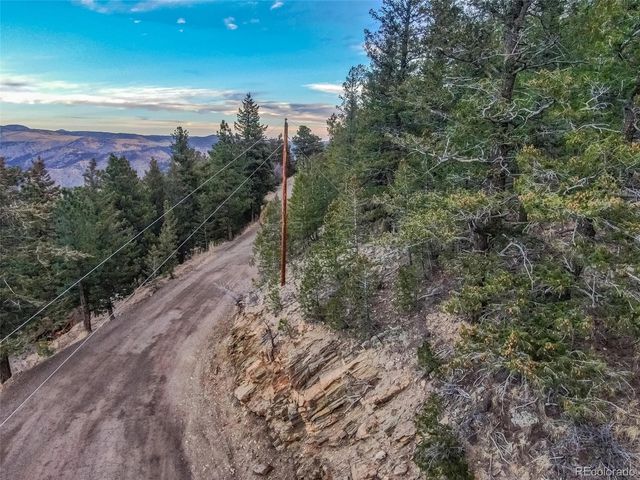 000 Upper Moss Rock Road, Golden, CO 80401
