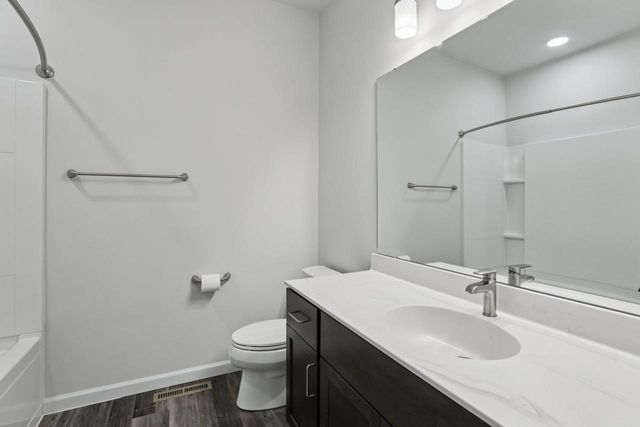 1256 Stanley Way, Verona, WI 53593