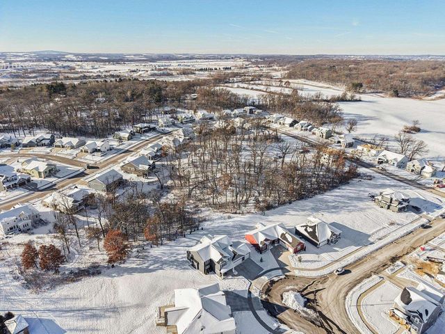 1256 Stanley Way, Verona, WI 53593