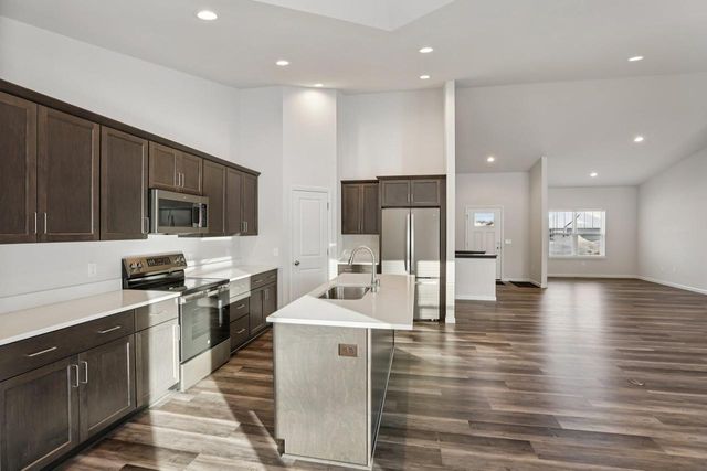 1256 Stanley Way, Verona, WI 53593