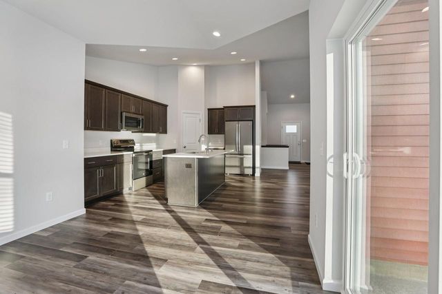 1256 Stanley Way, Verona, WI 53593