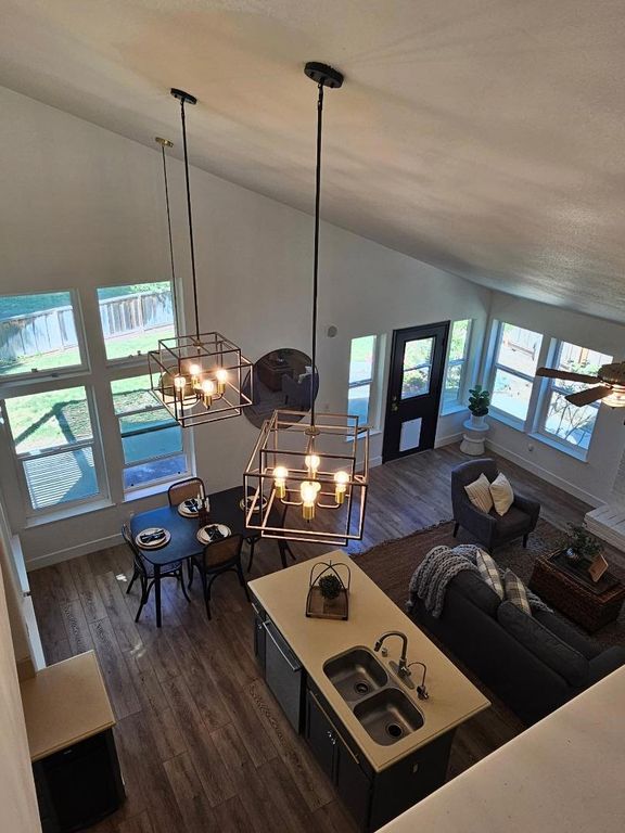 Image 25 of property listing at 501 Bobbys Lane, Hollister, CA 95023