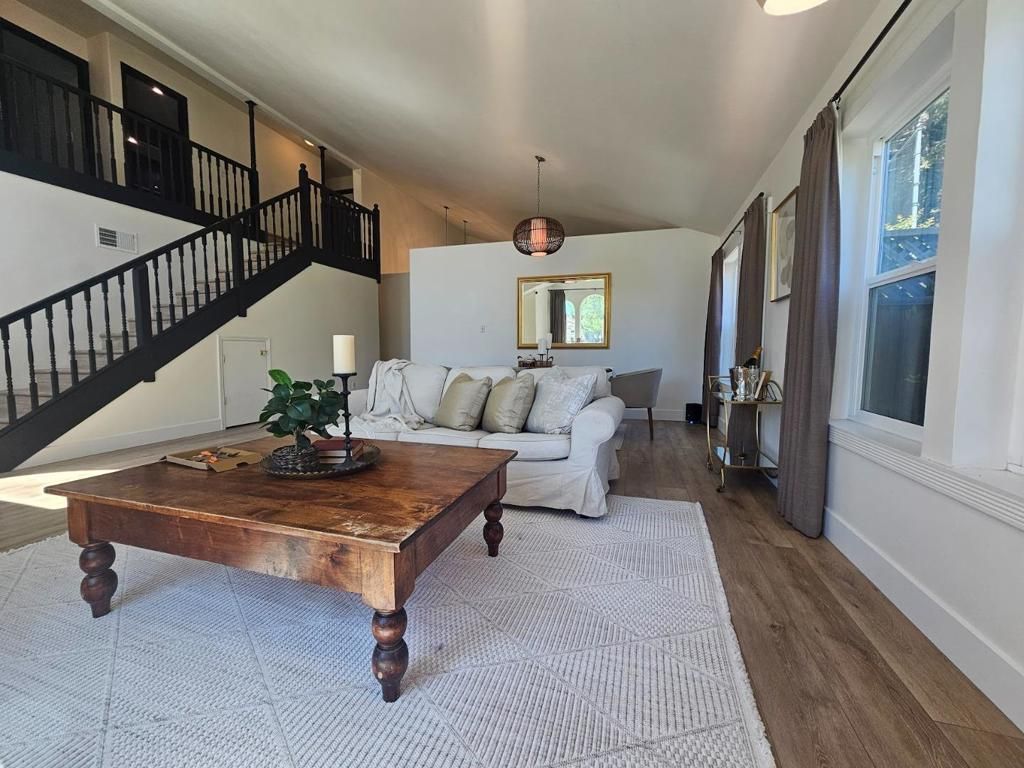 Image 4 of property listing at 501 Bobbys Lane, Hollister, CA 95023