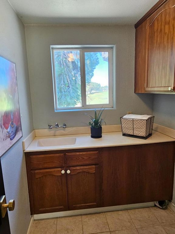 Image 42 of property listing at 501 Bobbys Lane, Hollister, CA 95023