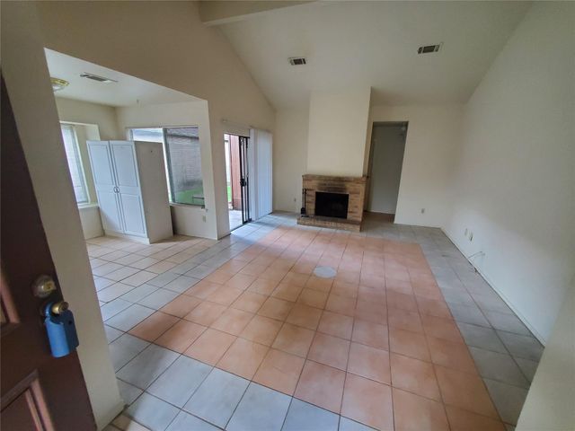 7610 Lemma Drive, Houston, TX 77041