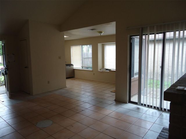 7610 Lemma Drive, Houston, TX 77041