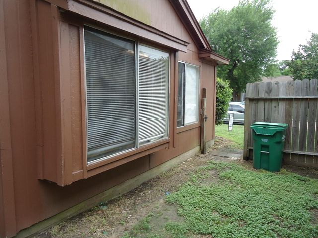 7610 Lemma Drive, Houston, TX 77041