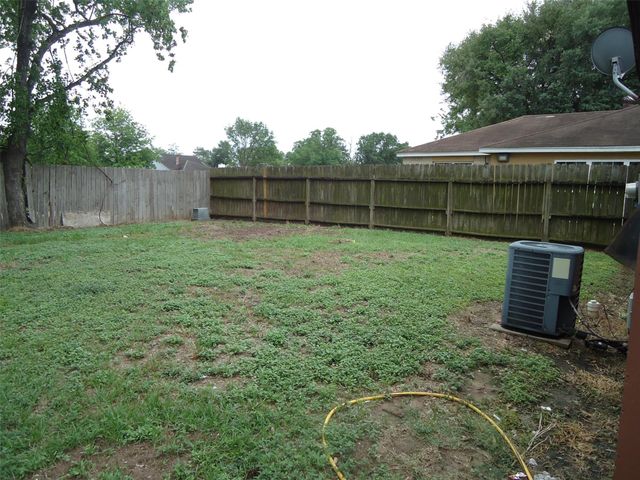 7610 Lemma Drive, Houston, TX 77041