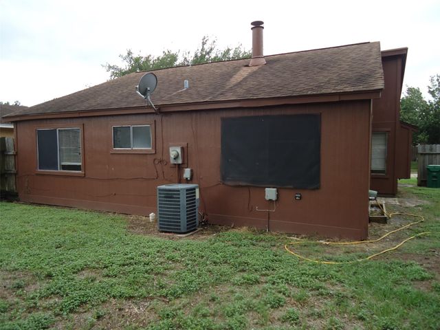 7610 Lemma Drive, Houston, TX 77041