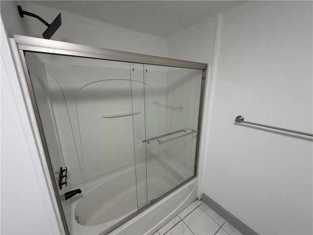 975 Wyandotte Street, Bethlehem City, PA 18015