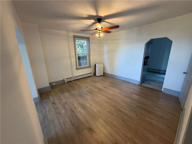 975 Wyandotte Street, Bethlehem City, PA 18015