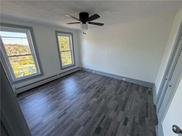 975 Wyandotte Street, Bethlehem City, PA 18015