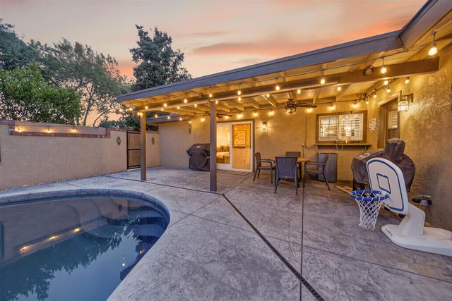 101 Mainberry Drive, Madera, CA 93637