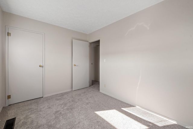 2201 Meadow Drive, Lafayette, IN 47909