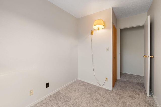 2201 Meadow Drive, Lafayette, IN 47909