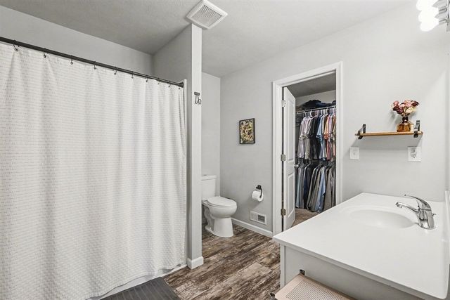 187 Sweet Meadow Drive, Kent City, MI 49330