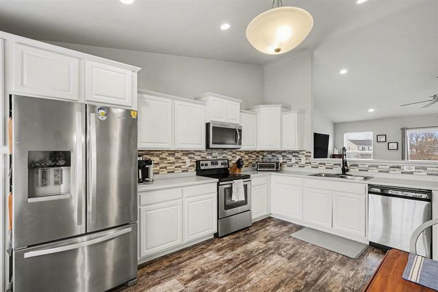 187 Sweet Meadow Drive, Kent City, MI 49330