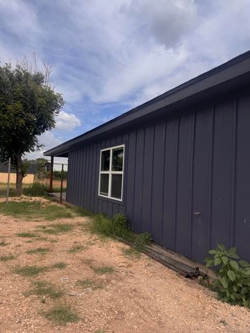 10070 Cottontail Lane, San Angelo, TX 76901