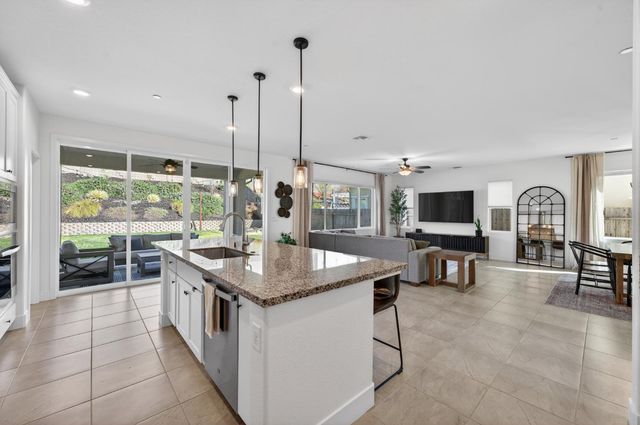 3253 Gopher Ridge Dr, Folsom, CA 95630