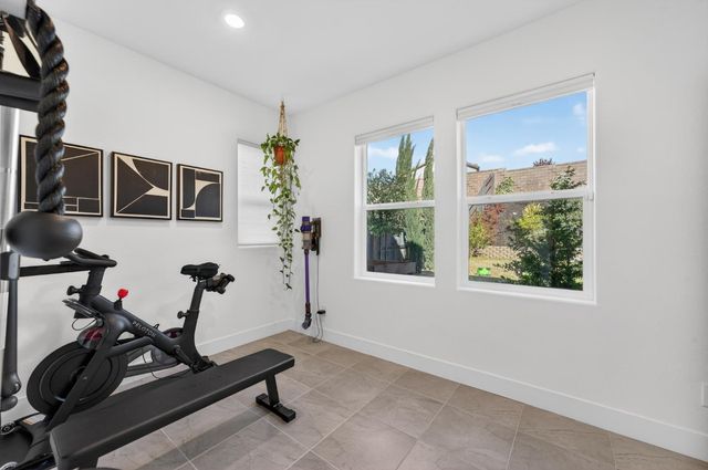 3253 Gopher Ridge Dr, Folsom, CA 95630