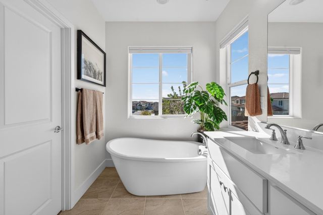 3253 Gopher Ridge Dr, Folsom, CA 95630