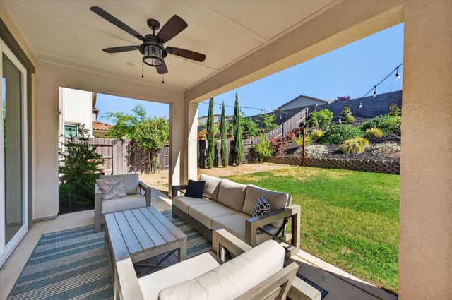 3253 Gopher Ridge Dr, Folsom, CA 95630