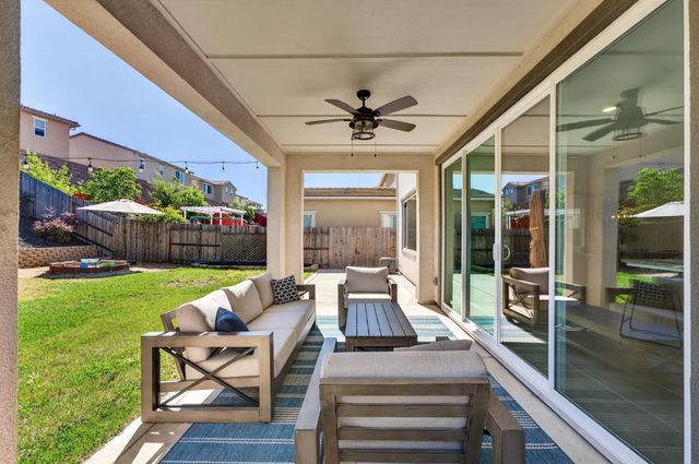 3253 Gopher Ridge Dr, Folsom, CA 95630