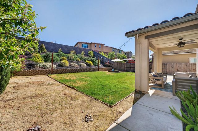 3253 Gopher Ridge Dr, Folsom, CA 95630