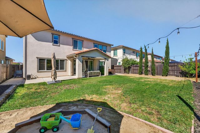 3253 Gopher Ridge Dr, Folsom, CA 95630