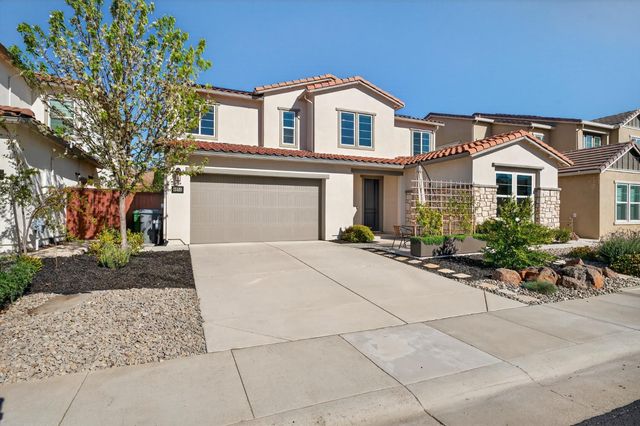 3253 Gopher Ridge Dr, Folsom, CA 95630