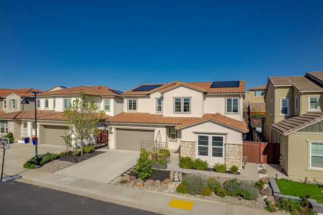 3253 Gopher Ridge Dr, Folsom, CA 95630