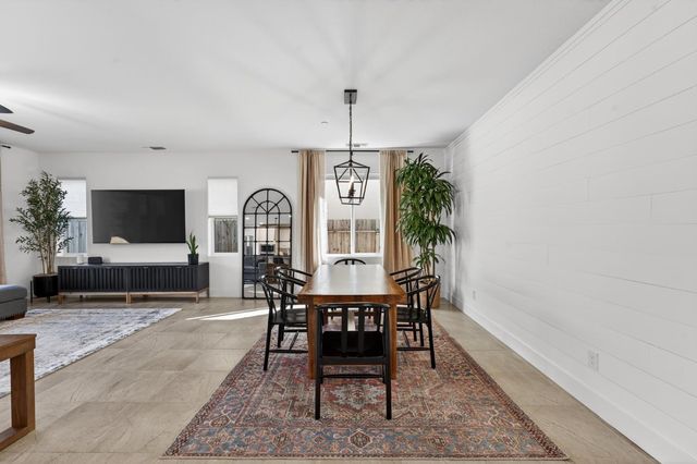 3253 Gopher Ridge Dr, Folsom, CA 95630