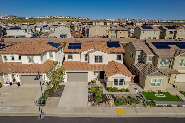 3253 Gopher Ridge Dr, Folsom, CA 95630