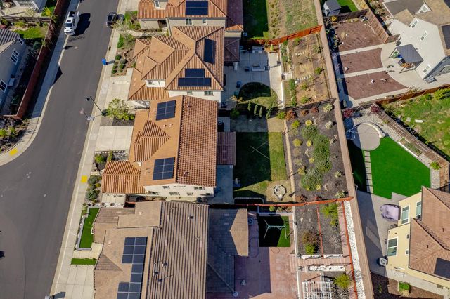 3253 Gopher Ridge Dr, Folsom, CA 95630