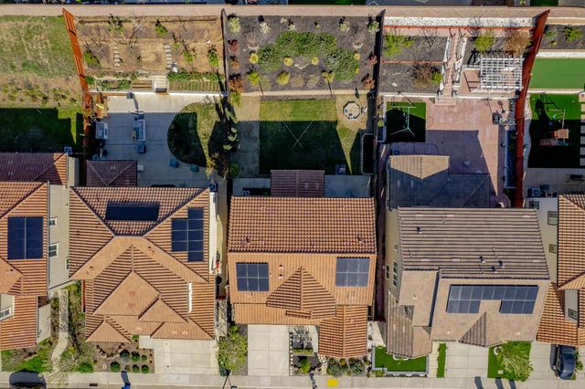 3253 Gopher Ridge Dr, Folsom, CA 95630