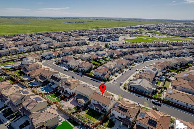 3253 Gopher Ridge Dr, Folsom, CA 95630