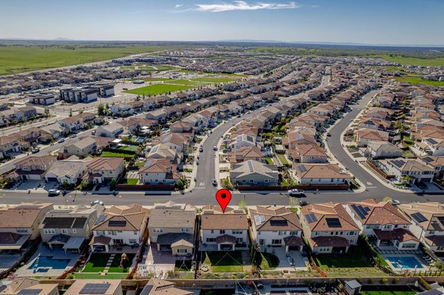 3253 Gopher Ridge Dr, Folsom, CA 95630