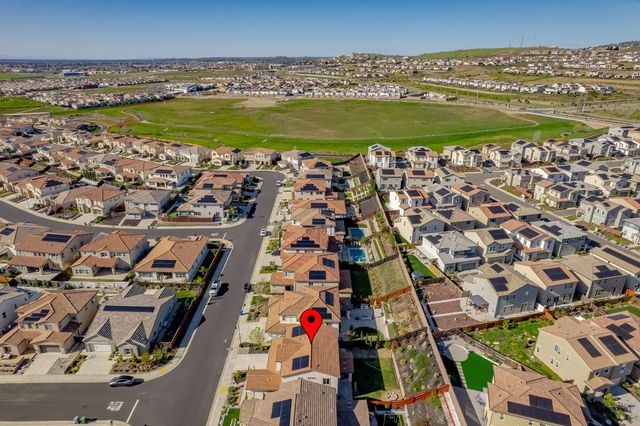 3253 Gopher Ridge Dr, Folsom, CA 95630