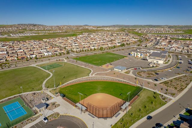 3253 Gopher Ridge Dr, Folsom, CA 95630