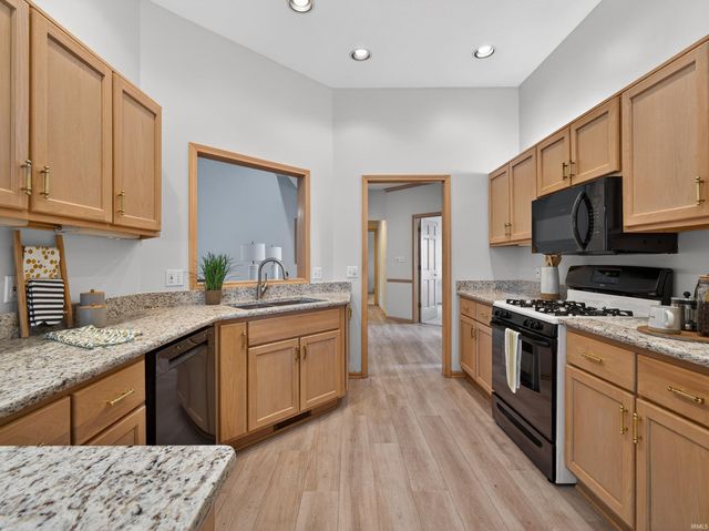 5334 Sable Lane, Fort Wayne, IN 46835