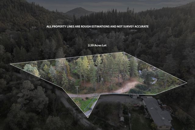 19761 Gray Rock Road, Redding, CA 96003