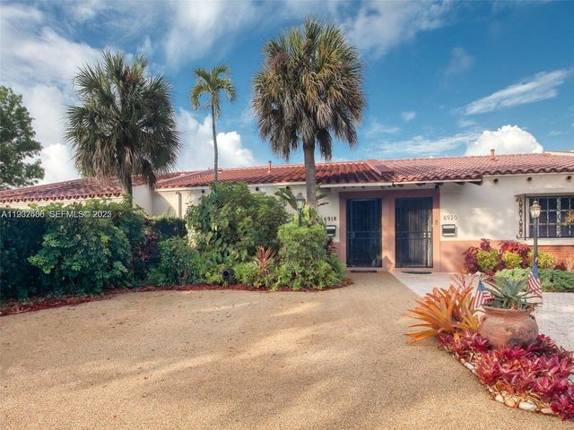 6918 Holly Rd, Miami Lakes, FL 33014