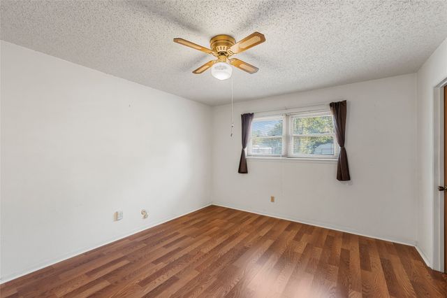 232 Monterrey Drive, Hewitt, TX 76643