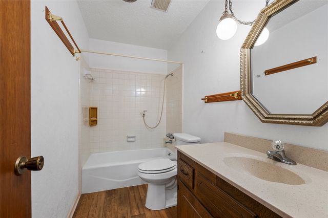 232 Monterrey Drive, Hewitt, TX 76643