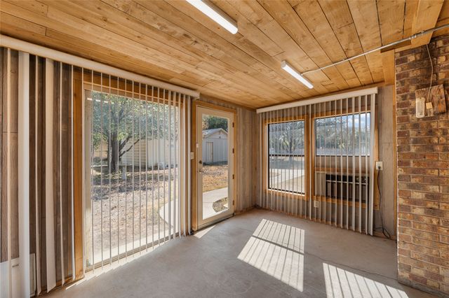 232 Monterrey Drive, Hewitt, TX 76643