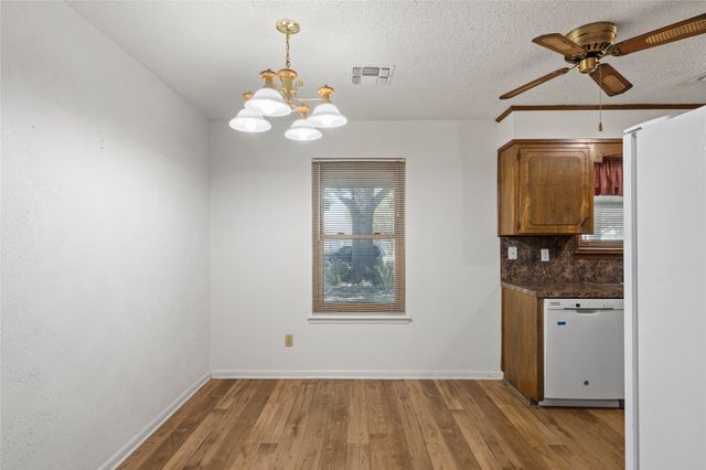 232 Monterrey Drive, Hewitt, TX 76643