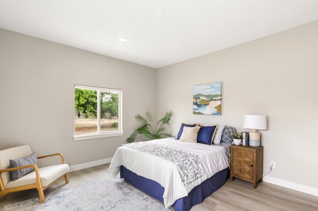 7721 Cotton Ln, Elk Grove, CA 95758