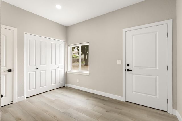 7721 Cotton Ln, Elk Grove, CA 95758