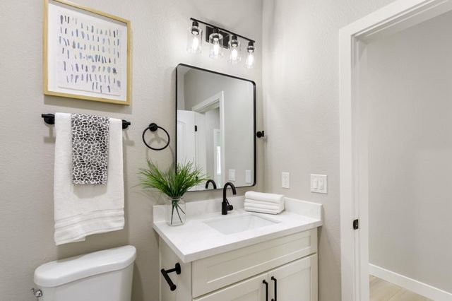 7721 Cotton Ln, Elk Grove, CA 95758