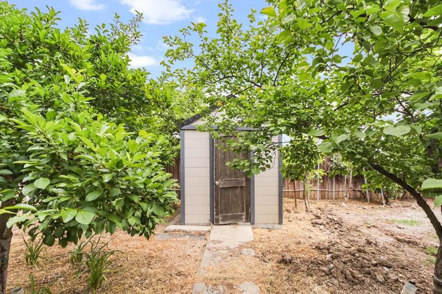 7721 Cotton Ln, Elk Grove, CA 95758